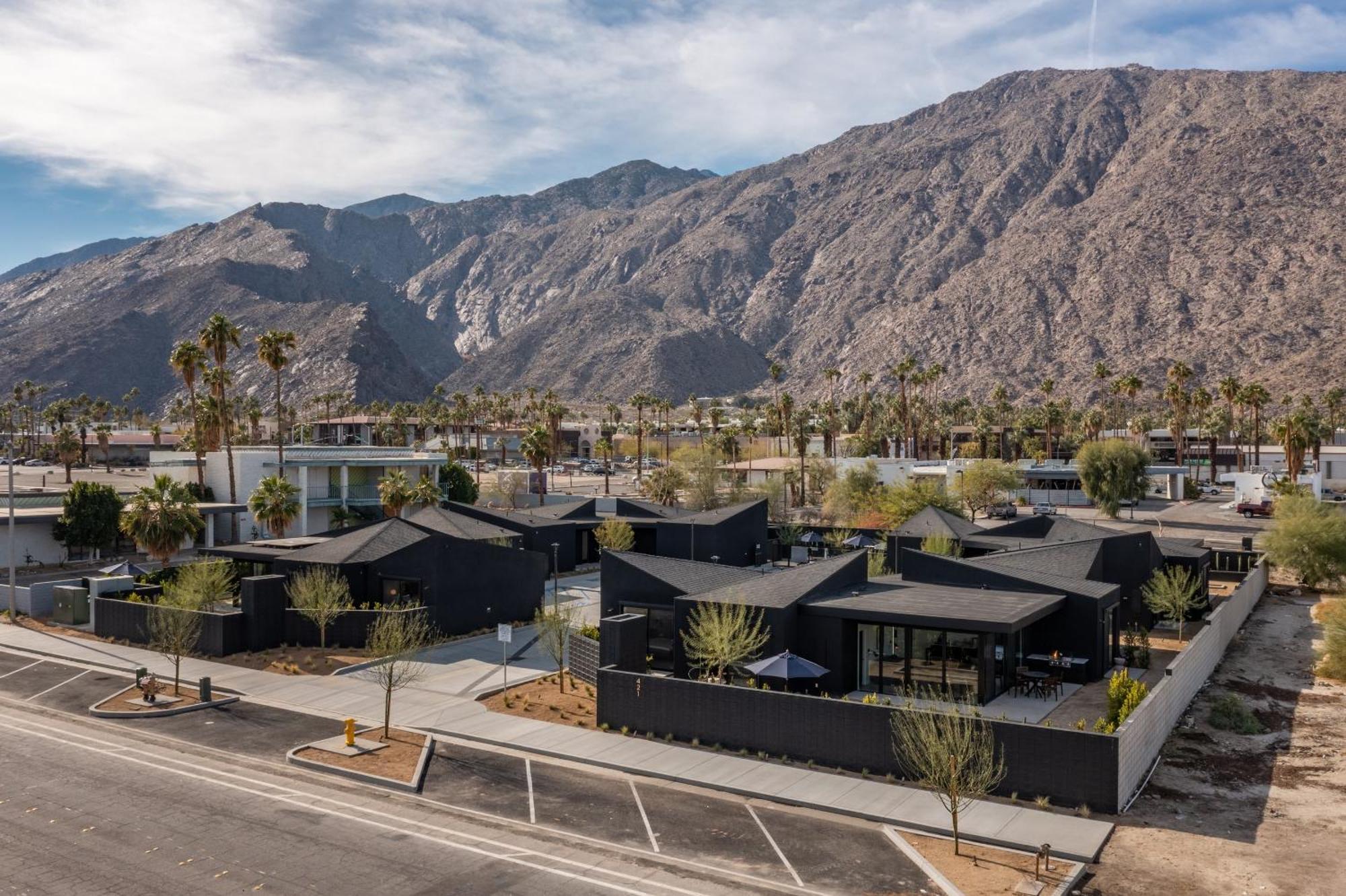 Blackhaus By Avantstay Ada Modern Rooms, Pool & Bbq Palm Springs Bagian luar foto