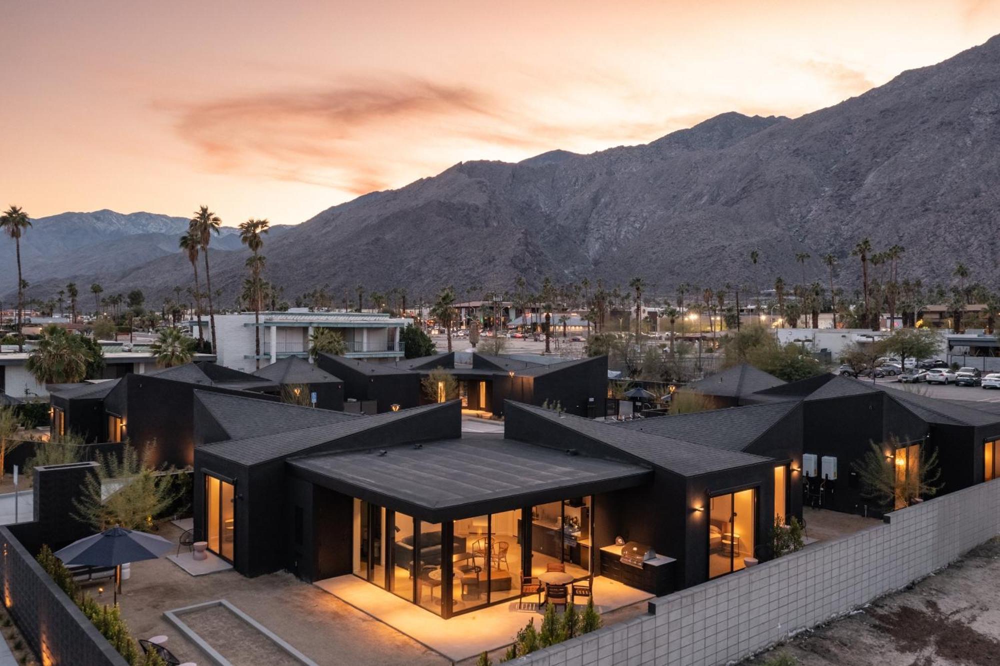 Blackhaus By Avantstay Ada Modern Rooms, Pool & Bbq Palm Springs Bagian luar foto