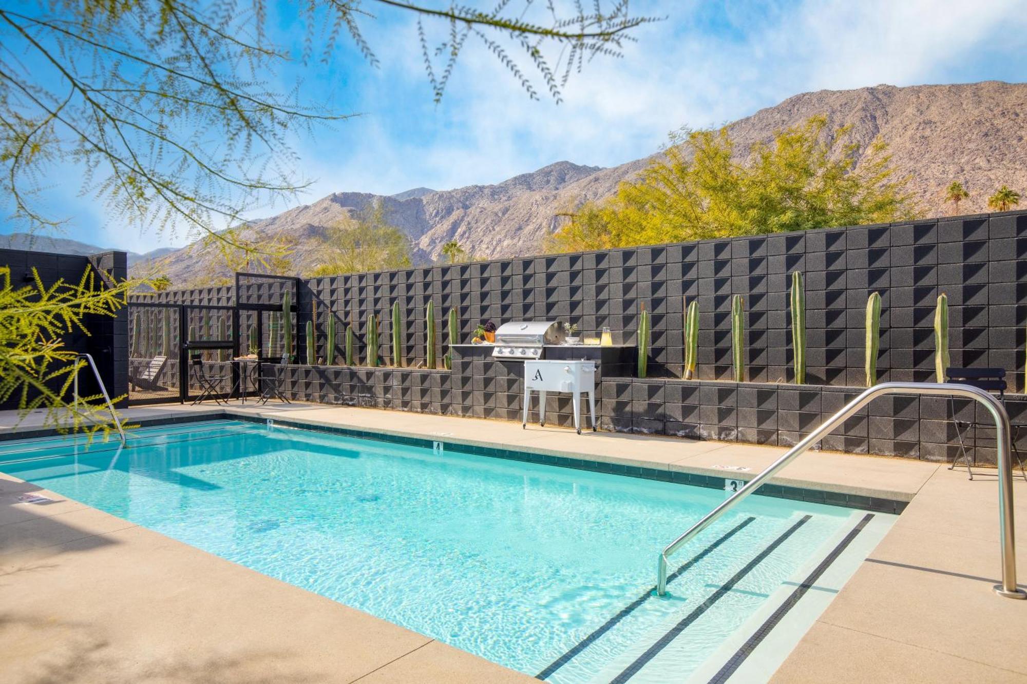 Blackhaus By Avantstay Ada Modern Rooms, Pool & Bbq Palm Springs Bagian luar foto