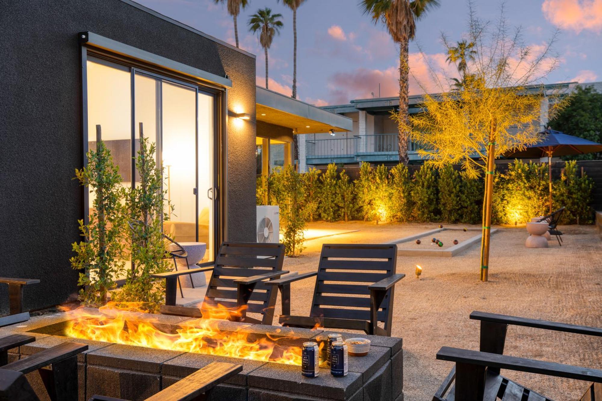 Blackhaus By Avantstay Ada Modern Rooms, Pool & Bbq Palm Springs Bagian luar foto