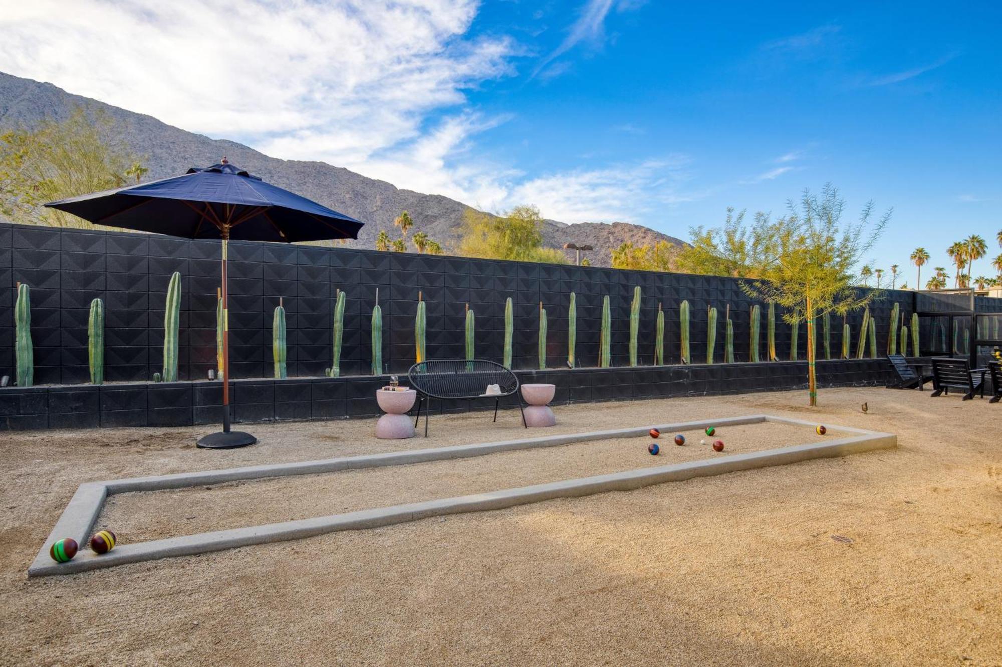 Blackhaus By Avantstay Ada Modern Rooms, Pool & Bbq Palm Springs Bagian luar foto
